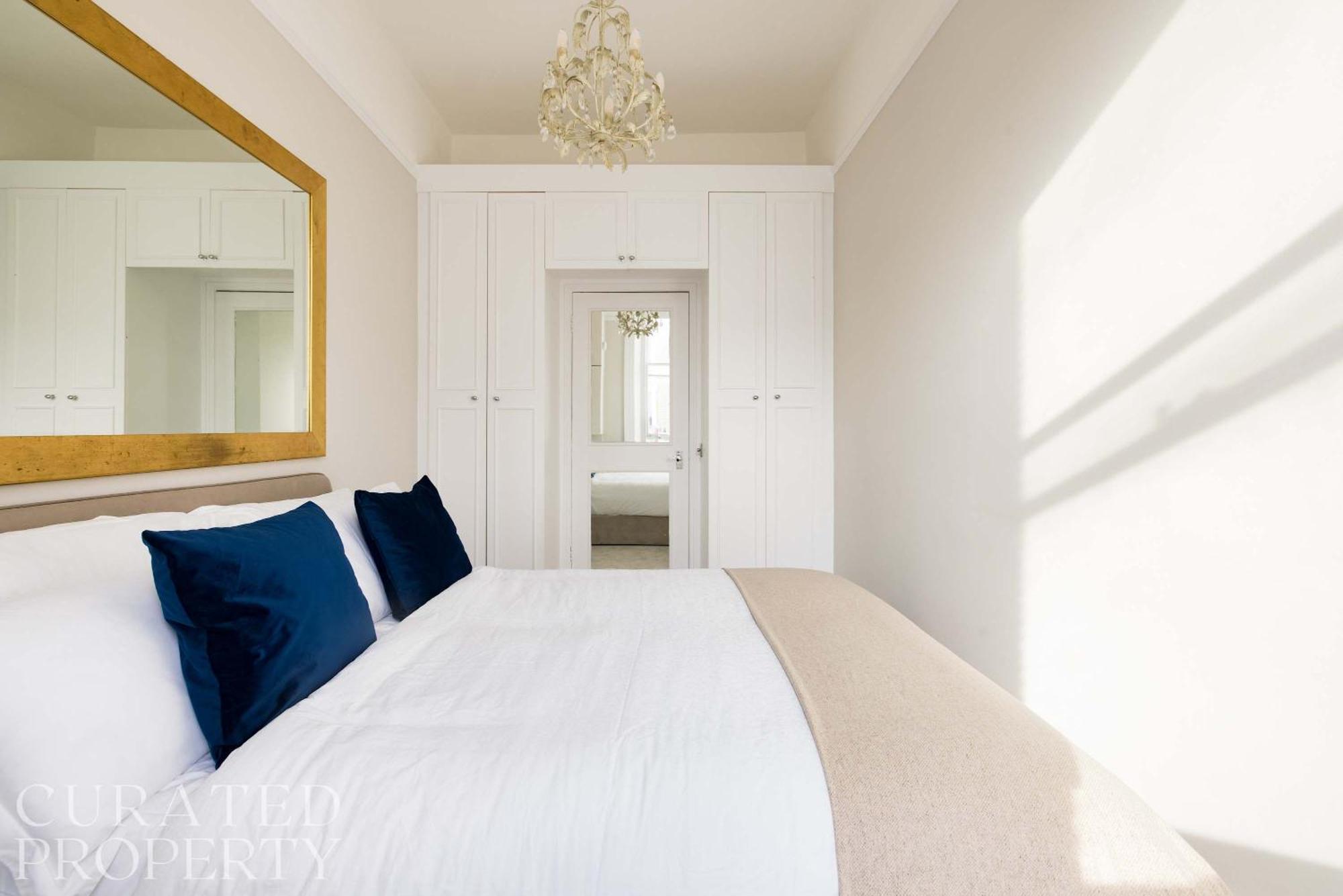 Chic & Sunlit Earls Court Flat Appartamento Londra