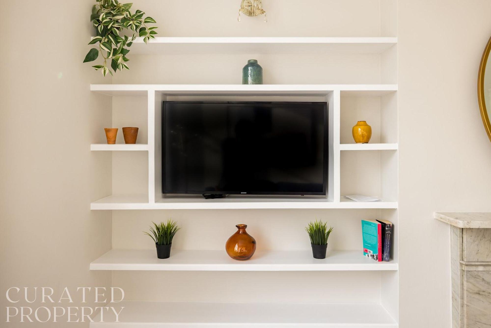 Chic & Sunlit Earls Court Flat * Londra