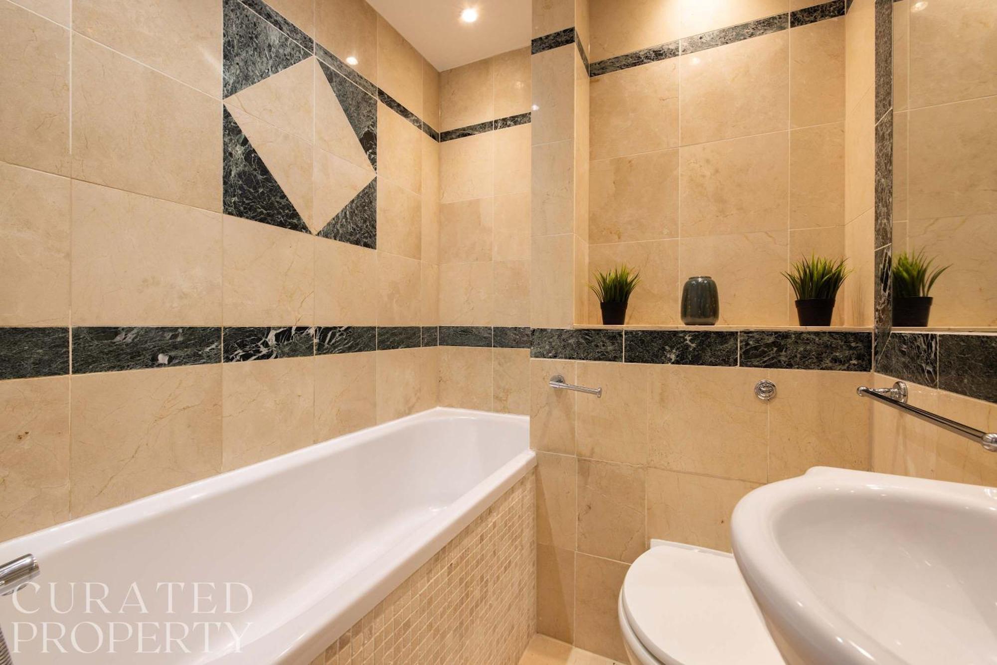 Appartamento Chic & Sunlit Earls Court Flat