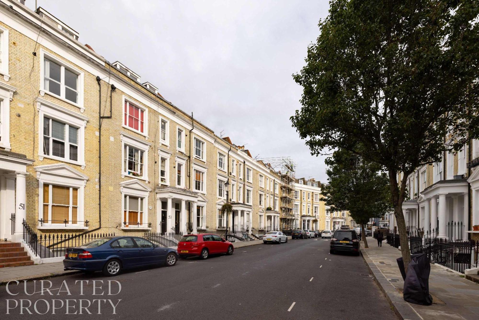 Chic & Sunlit Earls Court Flat Londra
